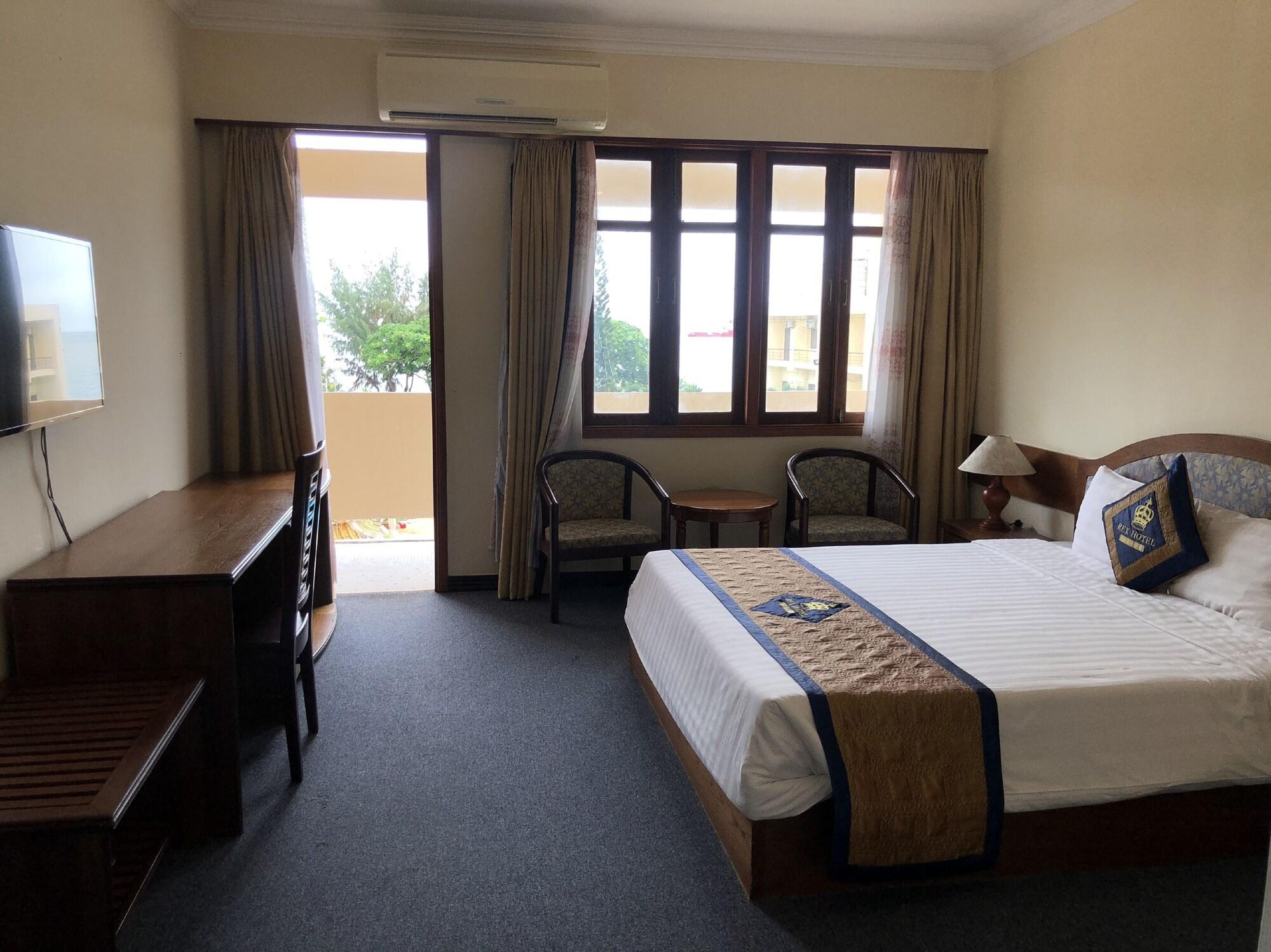 Rex Hotel Вунгтау Экстерьер фото