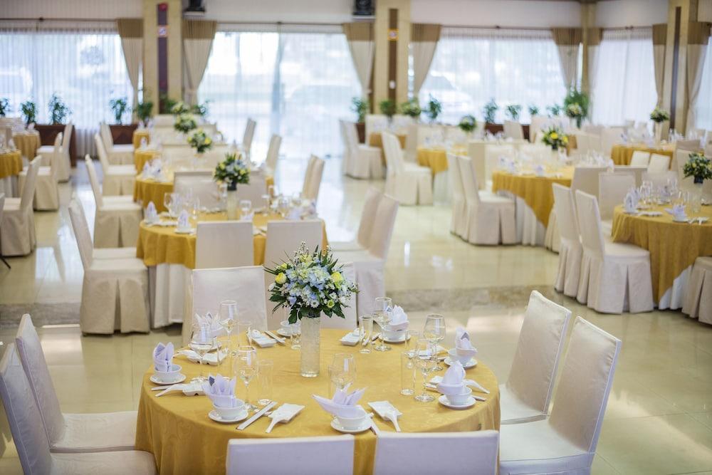 Rex Hotel Вунгтау Экстерьер фото