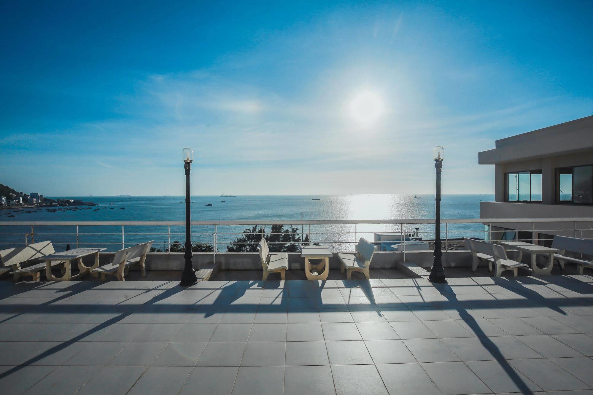 Rex Hotel Вунгтау Экстерьер фото