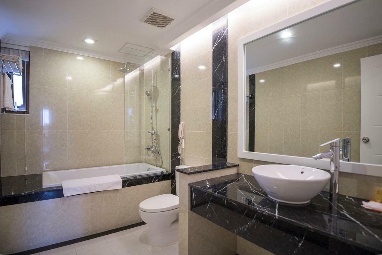 Rex Hotel Вунгтау Экстерьер фото